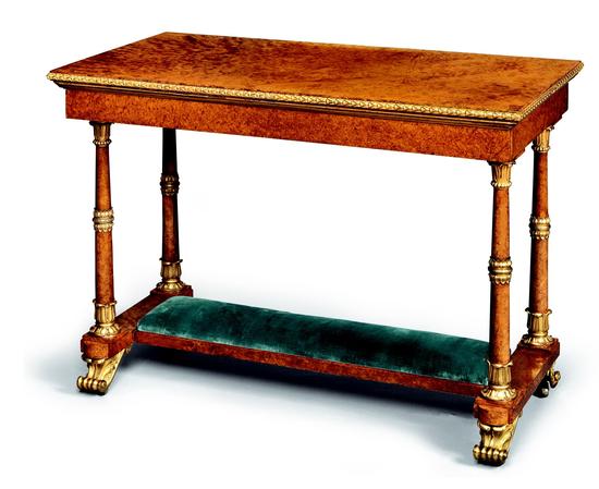 约1828年 罕见稀有铜鎏金黄柏木英国国王乔治四世御用写字台